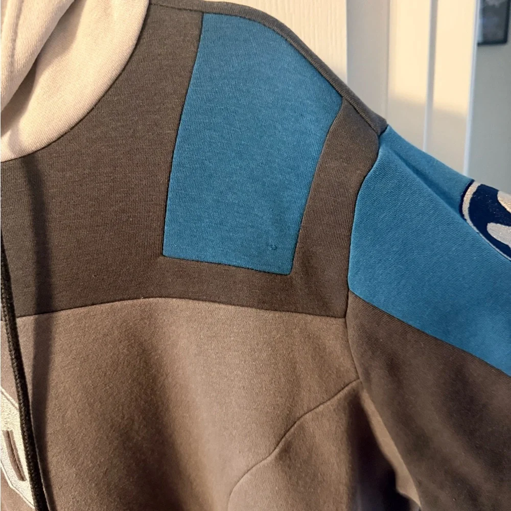 Her Universe Star Wars Bo-Katan Armor Hoodie Plus Size - Picture 8 of 13